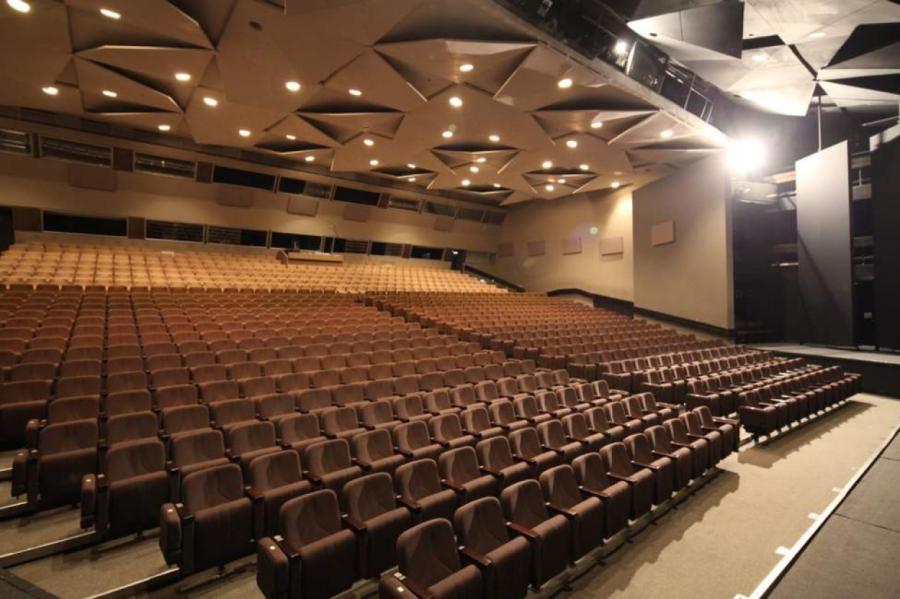 Gada laikā ievērojami samazinājies Latvijas teātru apmeklētāju skaits