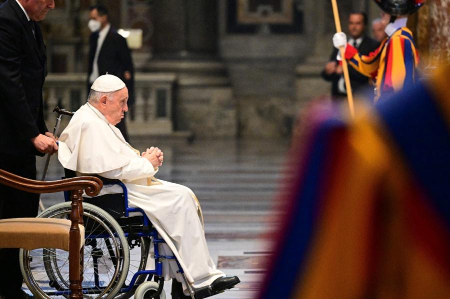 Ukraina uzaicina pāvestu apmeklēt Buču