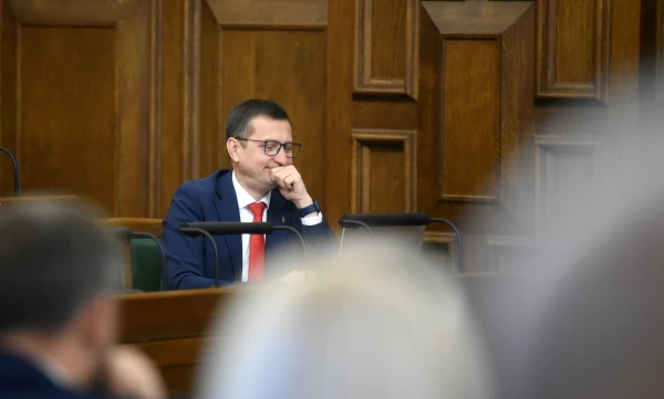 Saeima ceturtdien lems par Krauzes deputāta mandāta atjaunošanu