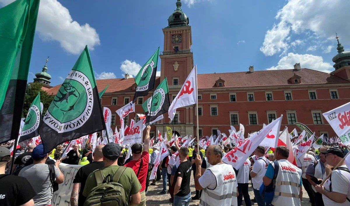 Polijā opozīcija protestē pret ES klimata politiku