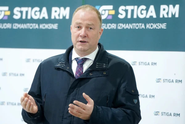 Valainis atstādina no amata ZM valsts sekretāru