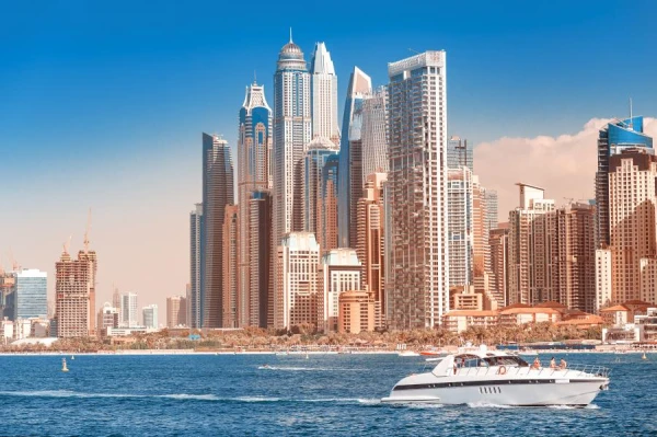 Latviešu fotogrāfs Dubaijā atklāj situāciju, kurai daudzi neticētu
