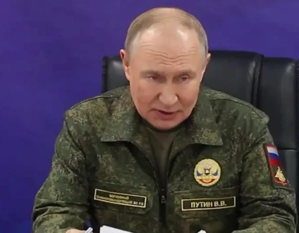 Putins paraksta likumu par armijas izmantošanu ārvalstīs