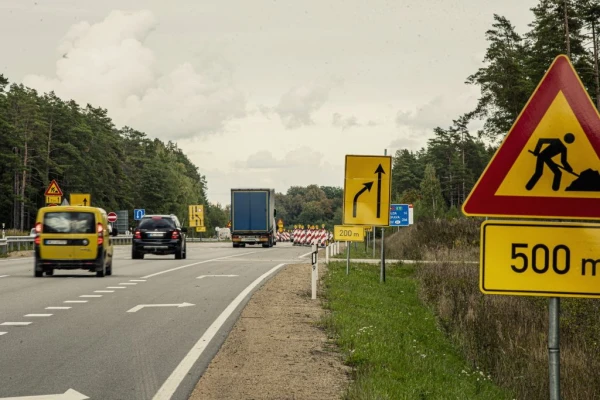 Valsts autoceļu tīklā būvdarbi notiek 43 posmos