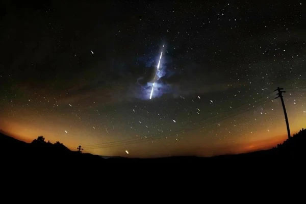 Virs ASV eksplodējis meteorīts