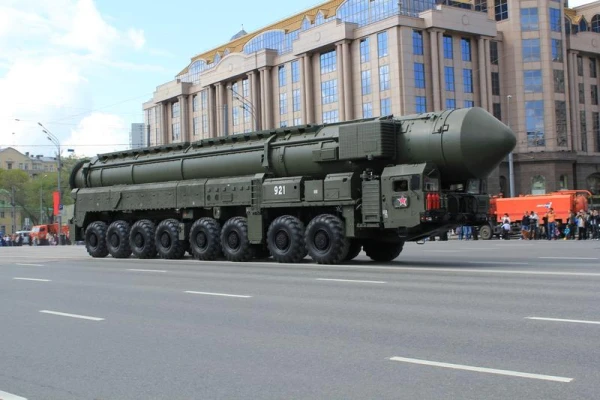Kijiva: Krievija var pielietot līdz 100 ballistisko raķešu mēnesī
