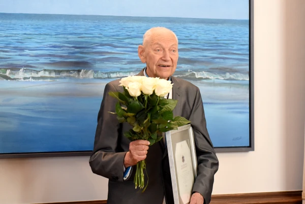 Miris dižkoku pētnieks Eniņš