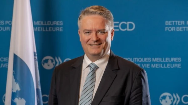 OECD: Valsts pārvaldes un veselības aprūpes uzlabošana veicinātu dzīves līmeņa paaugstināšanos Latvijā