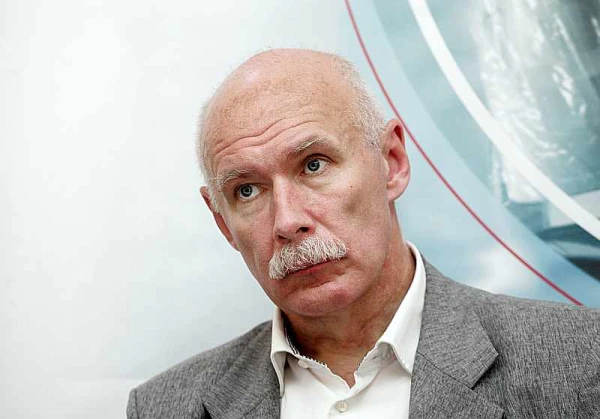 Pēteris Apinis: Parunāsim skaļi par seksuāli transmisīvām slimībām