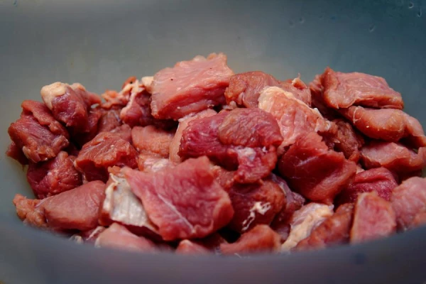 Pārtikas produkti, kurus nevajadzētu mazgāt pirms gatavošanas: izplatītas kļūdas