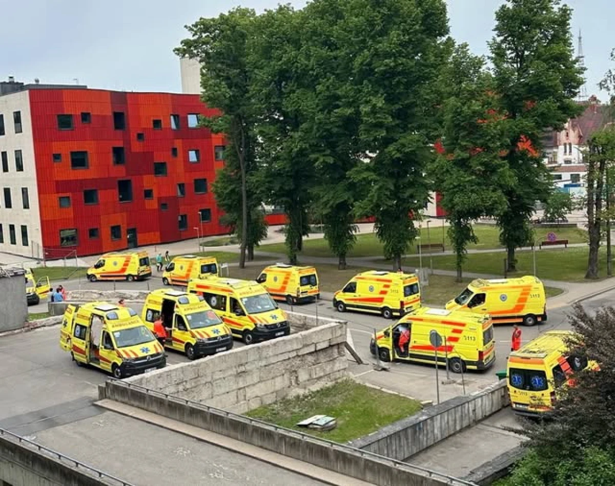 NMPD vadītājai nav liela optimisma par ātru risinājumu rindām pie Stradiņa slimnīcas uzņemšanas