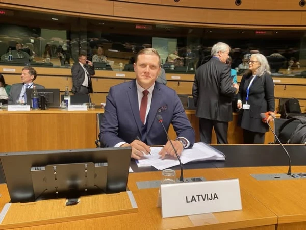 Dombrava Baltijas jūras ministru sanāksmē aicina veidot mobilās pretdronu vienības un stiprināt agrīnās brīdināšanas sistēmas