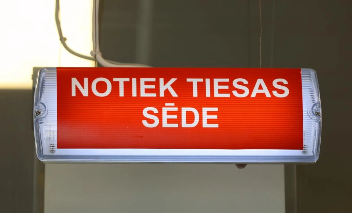 Tiesa par spiegošanu Krievijas labā piespriež piecu un sešu gadu cietumsodus