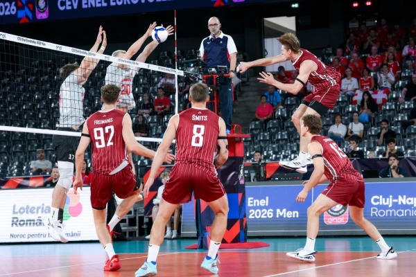 Latvijas volejbola izlase Eiropas čempionātā zaudē Šveicei
