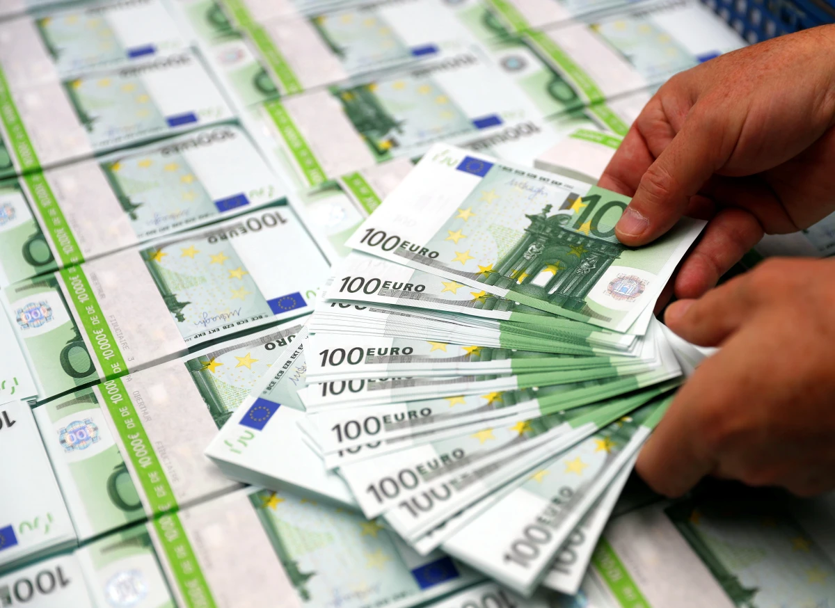 Lietuva ar EK paraksta 6,4 miljardu eiro ilgtermiņa aizsardzības aizdevuma līgumu