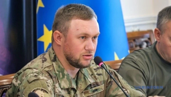 «Azov» štāba priekšnieks: Eksperti uz karu Ukrainā joprojām raugās caur pagātnes prizmu