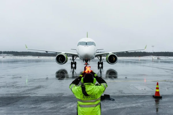 «airBaltic» pakāpeniski atjauno lidojumu rezervācijas sistēmas darbību