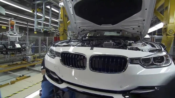 BMW peļņa pirmajā ceturksnī sarukusi par 23,1%