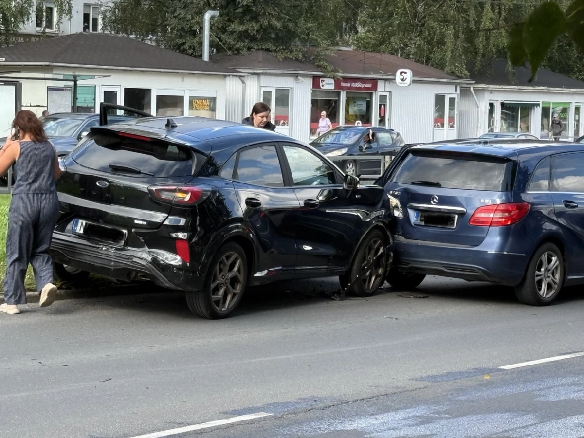 Pētījums: 59 % Latvijas auto ir bojāti, 1,1 % – norakstāmi