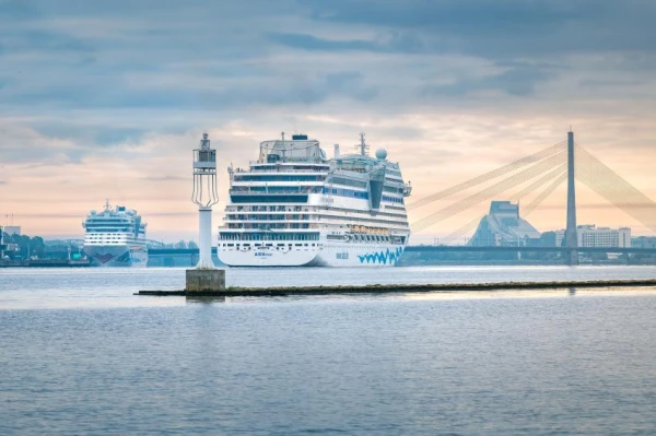 Rīgas brīvostas foto