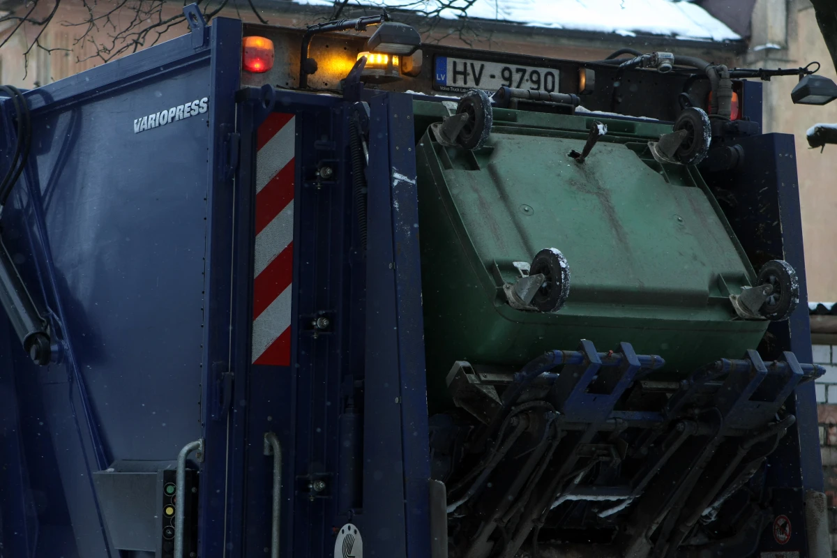 Vides dienests: Viens iedzīvotājs gadā rada ap 400 kilogramu atkritumu, no kuriem puse būtu pārstrādājama