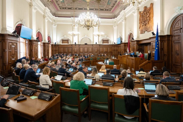 Saeimas preses dienesta foto