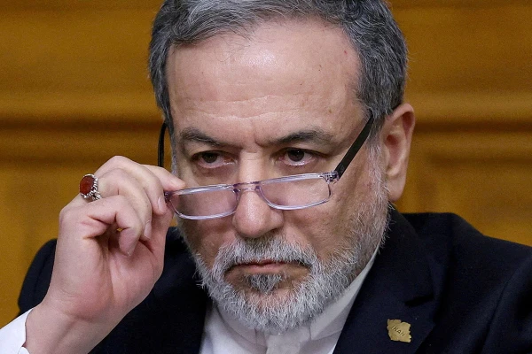 Irānas ārlietu ministrs ieradies Krievijā uz sarunām ar Putinu