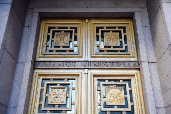 FM: Nodokļu ieņēmumi šogad nerada papildu finansējumu jaunām vajadzībām