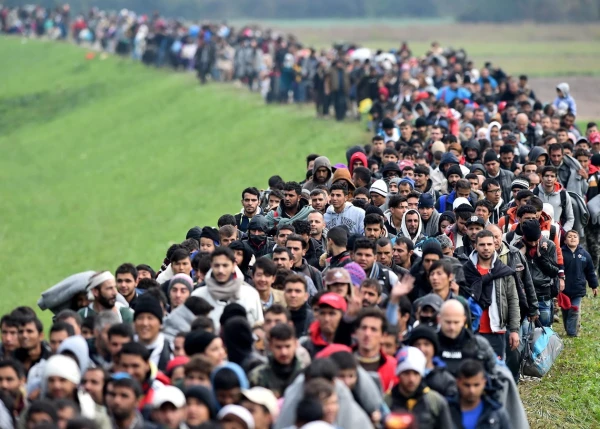 Pētījums: Imigrantu skaits ES pērn sasniedzis rekordu