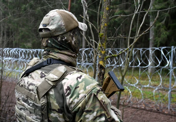 Otrdien novērsti 42 nelegālo migrantu mēģinājumi šķērsot Baltkrievijas-Latvijas robežu