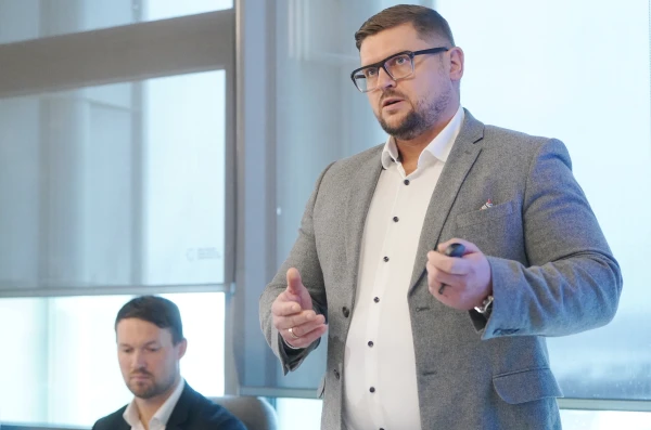 Banka «Citadele»: Irānas konflikta ieilgšana radīs jūtamas sekas uzņēmumiem un mājsaimniecībām