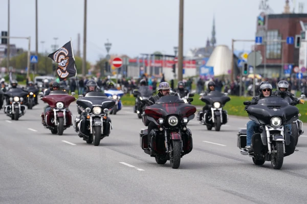 Motosezonu Rīgā šogad atklās pie tirdzniecības centra «Akropole Rīga»