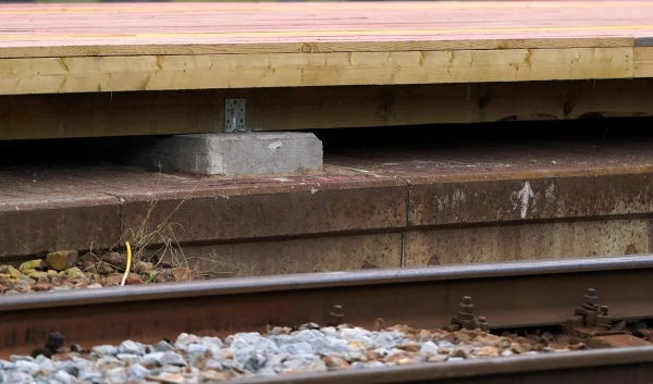 Dzelzceļa kravu pārvadājumu apmērs pirmajā ceturksnī samazinājies par 18,3%