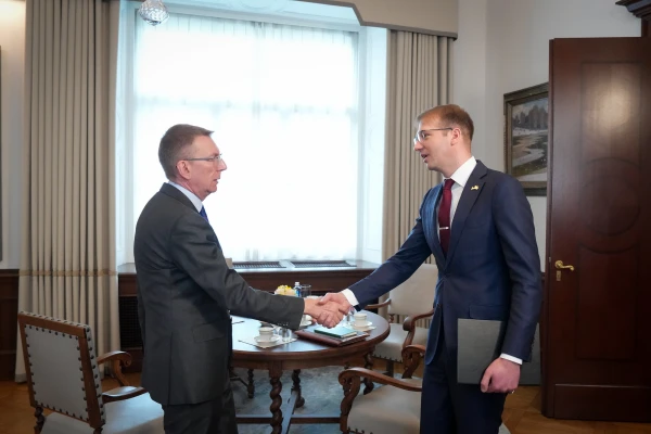 Prezidents ar enerģētikas ministru pārrunā energoresursu cenas un pieejamību Eiropā