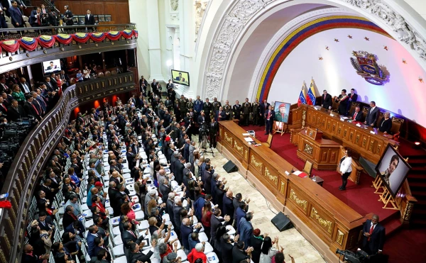 Venecuēlas parlaments pieņem kalnrūpniecības reformu, ko vēlējās ASV