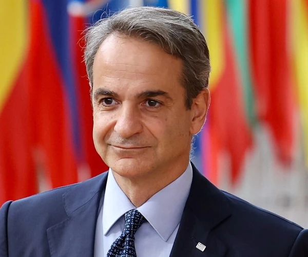 Grieķijas premjers: Irānas nodeva par Hormuza šķērsošanu ir «pilnīgi nepieņemama»