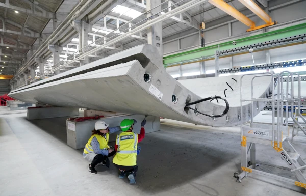 Eksperts: Karš Tuvajos Austrumos un ar to saistītais enerģijas cenu lēciens jau šobrīd atspoguļojas augstākā inflācijā