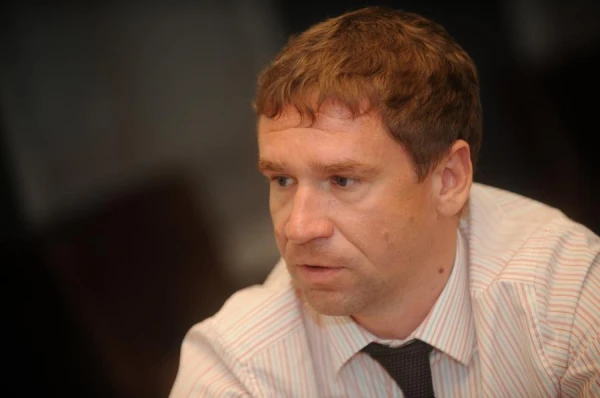 Francijas tiesa nolemj izdot Lietuvai «Snoras» un «Latvijas krājbankas» bijušo līdzīpašnieku Antonovu