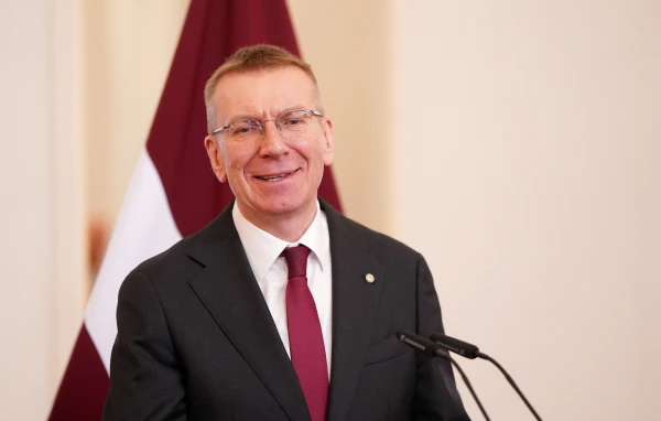 Valsts prezidents dosies desmit dienu ilgā atvaļinājumā