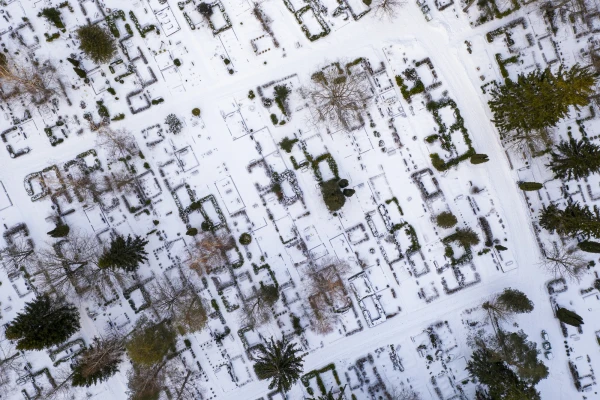 Saeima pieņem vienota kapsētu tiesisko regulējumu