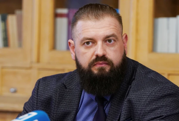 papildināta - Apgabaltiesa atstāj apcietinājumā Liopu, bet Cerusu atbrīvo