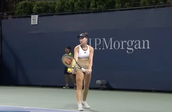 Semeņistaja sasniedz Bogotas «WTA 250» otro kārtu