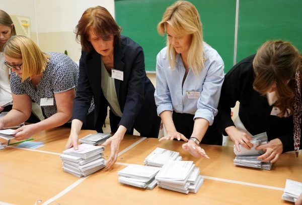 Rudenī gaidāmajās Saeimas vēlēšanās balsis skaitīs manuāli