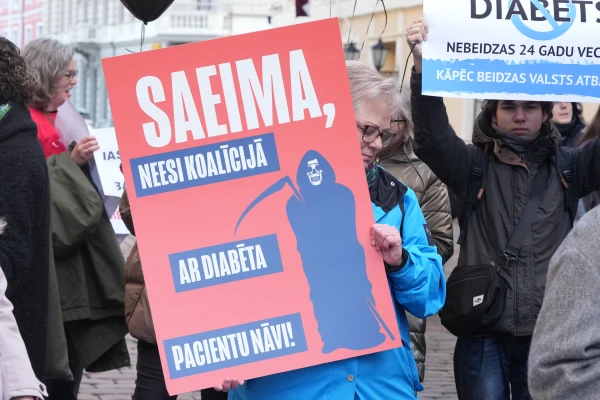Protestā prasa valstij kompensēt diabēta pacientiem nepārtrauktās glikozes monitorēšanas sensorus