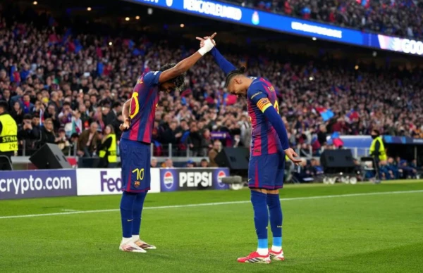 «Barcelona» ar graujošu uzvaru atbildes spēlē sasniedz UEFA Čempionu līgas ceturtdaļfinālu