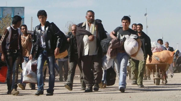 ANO: Kara pirmajās divās dienās Teherānu pametuši 100 000 cilvēku