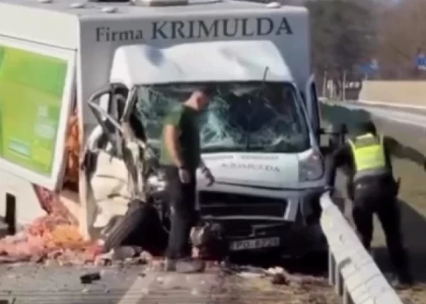 Siguldas novadā avārijas dēļ traucēta satiksme uz Vidzemes šosejas