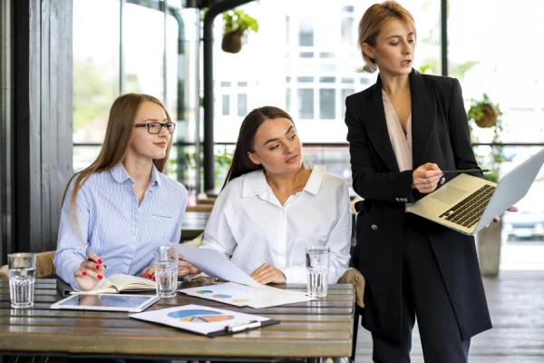 Aptauja: Latvijas iedzīvotāji vislabprātāk vēlētos strādāt «Virši-A», LMT un «Swedbank»