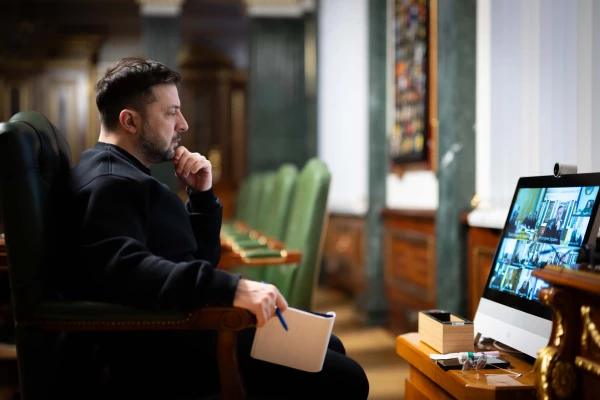 Zelenskis cer, ka karš Tuvajos Austrumos netraucēs nākamās sarunas ar Krieviju