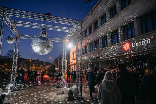 Martā Liepājā varēs doties gaismas pastaigā